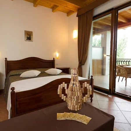 מלון דירות Ristorante Al Cardellino 3*