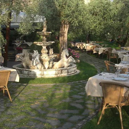 Ristorante Al Cardellino Aparthotel Bardolino